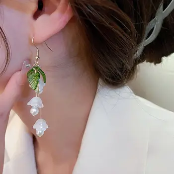 Vintage Elegantno Pearl Cvet Uhani Visijo v korejskem Slogu Sweet Leaf Spusti Uhani za Ženske Stranka Nakit